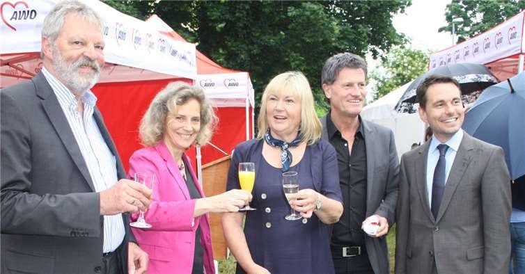 Auf dem Foto von links nach rechts, Heribert Heinrich AWO-Geschäftsführer, MdL Dr. Anna Köbberling, Christiane Heinrich-Lotz, AWO-Kreisvorsitzende, Detlev Pilger MdB, David Langner, Staatsekretär.privat
