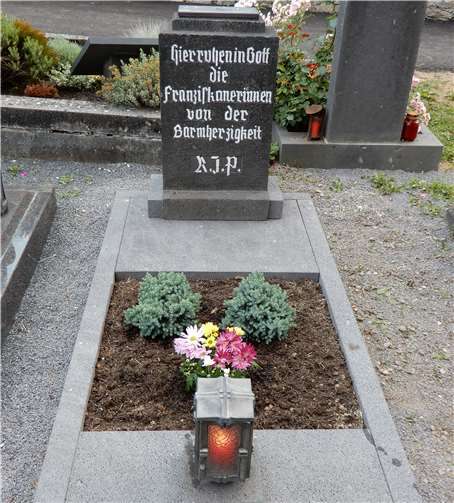 Auf dem Friedhof Oberwinter erinnert eine Gedenkstätte an die Franziskanerinnen.Foto: privat