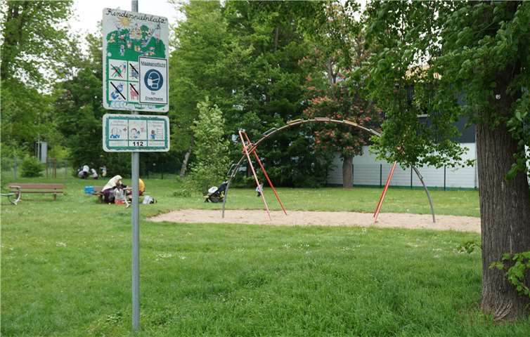 Auf dem Gelände zwischen Eisstadion und Rhein-Wied-Stadion gibt es bereits einen Spielplatz.