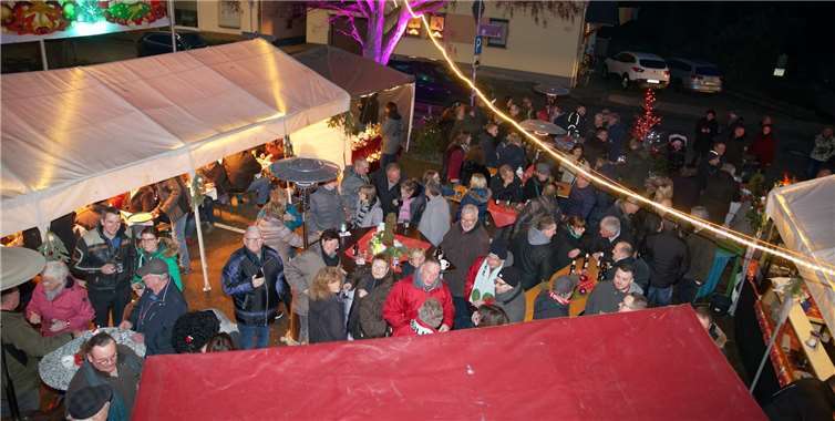 Auf dem Johann-Schneider-Platz herrschte reges Treiben.Foto: privat