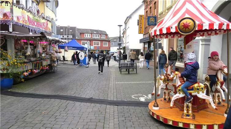 Auf dem Karussell hatten die kleinen Besucher Spaß. Foto: AKR