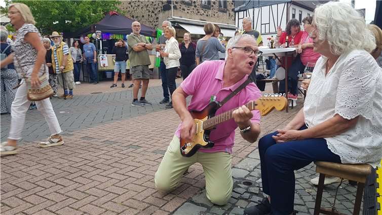 Auf dem Kolpingplatz fand am Sonntag eine tolle Sommer-Party mit fetziger Musik statt.