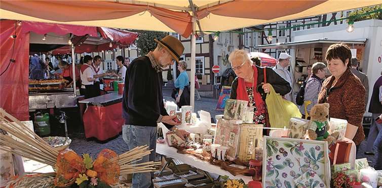 Auf dem Kunsthandwerker Markt Linz gibt es so manches Rarität. privat