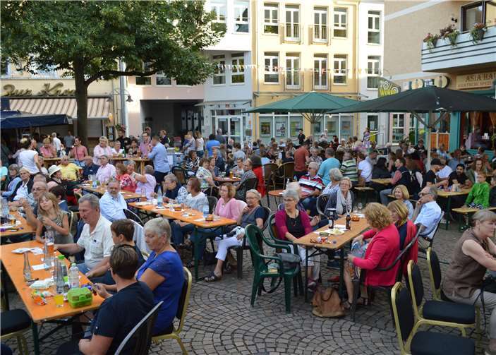 Auf dem Marktplatz herrschte Hochbetrieb.