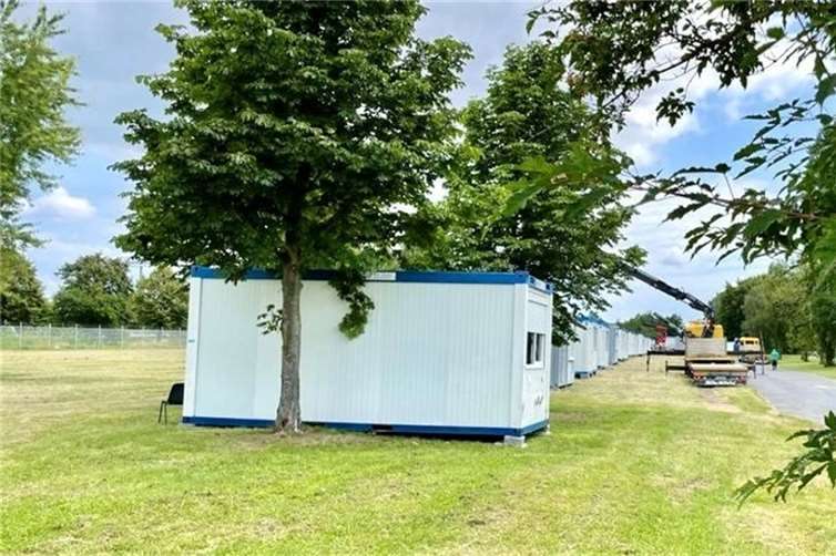 Auf dem Mendiger Flugplatz werden Unterkünfte für bis zu 360 Personen geschaffen.