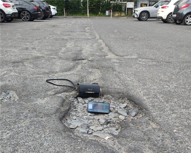 FWM3: Bauliche Sanierung des Mayener Elisabethkrankenhauses steht an! Auf dem Parkplatz des Mayener Elisabethkrankenhaus.