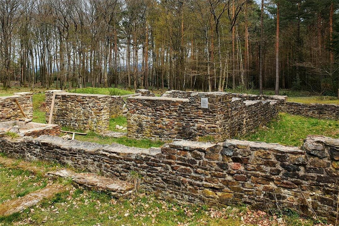 Spuren der Römer im Wald entdecken