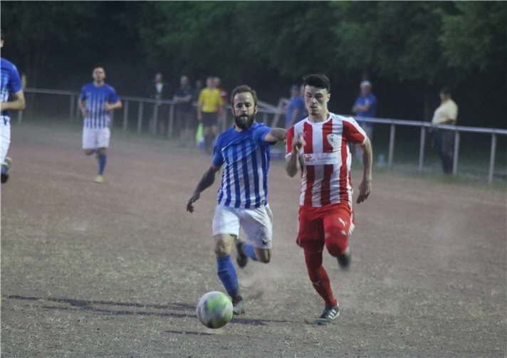 Auf dem Spielfeld gab es packende Duelle zu sehen.