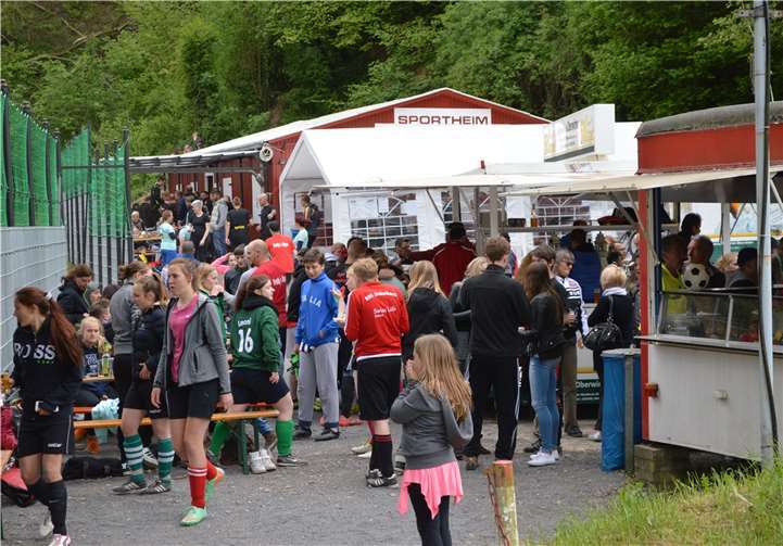 Auf dem Sportplatzgelände herrschte Hochbetrieb.