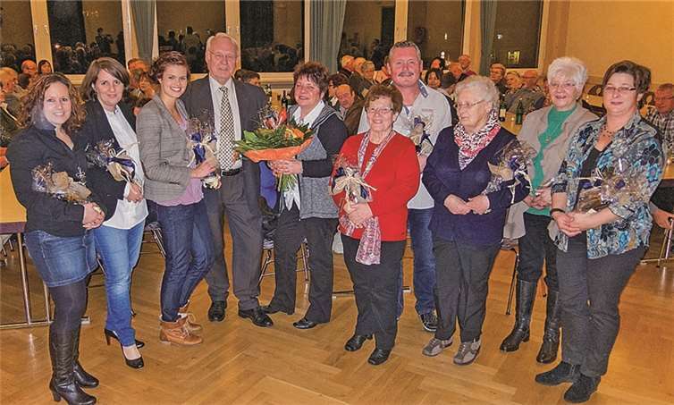 Auf dem Tunnelfest werden auch die Jubiläumsweinköniginnen geehrt. privat