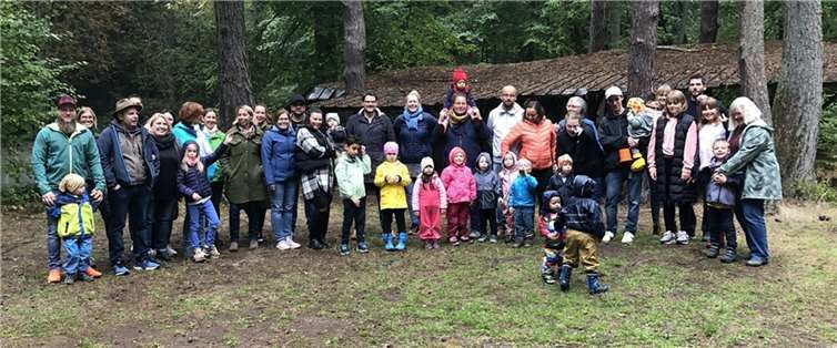 Auf dem Waldplatz in Bell wurde das Grillfest der Kindertagesstätte „Regenbogenland“ in Bell veranstaltet.  Foto: privat
