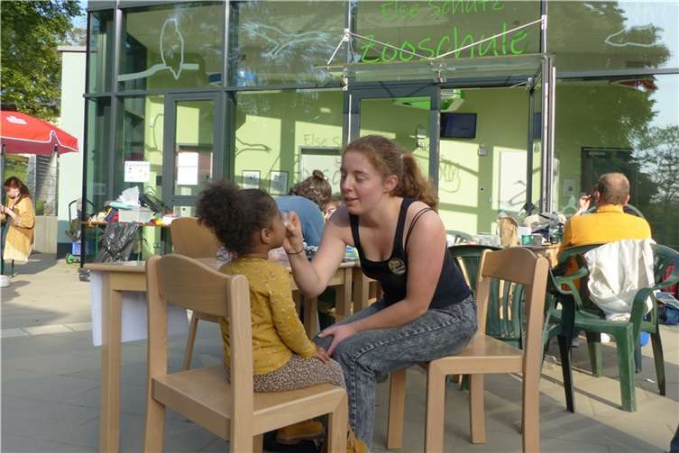 Auf dem Zoogelände konntensich die Kinder unter anderem schminken lassen