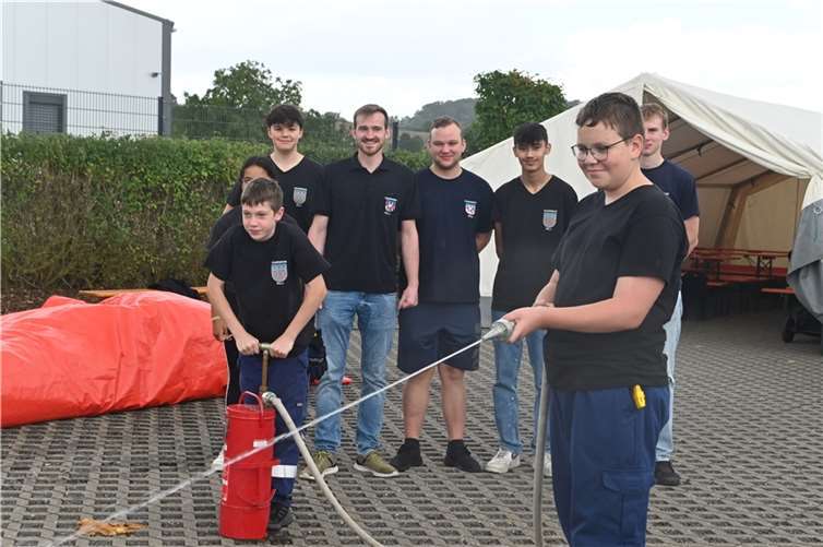 Auf den Nachwuchs darf die Freiwillige Feuerwehr Bell sehr stolz sein.  Fotos: SK