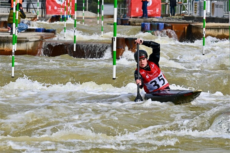 Auf den Spuren von Olympiasiegerin Ricarda Funk: Elisa Steinke paddelt an die deutsche Nachwuchsspitze