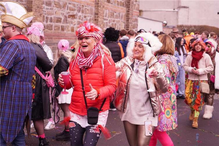 Auf den Straßen wurde ausgelassen gefeiert.
