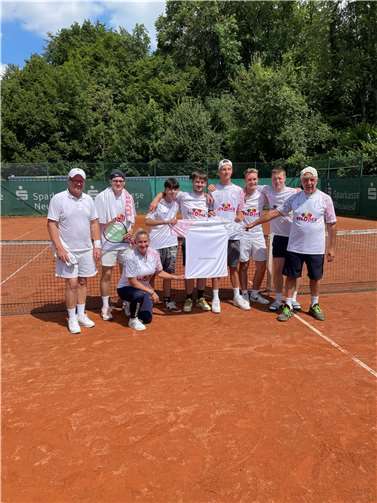 Auf den eigenen Plätzen sicherte sich die Mannschaft den Aufstieg von der D-Klasse in die C-Klasse.  Foto: Sportclub-Kasbachtal