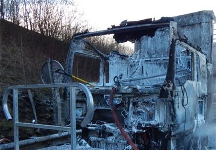 Auf der A3 war ein rumänischer Sattelzug in Brand geraten. Polizei