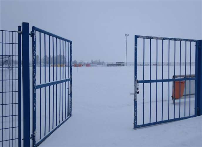 Auf der Alm war an Fußball wieder nicht zu denken. Der Winter war am vergangenen Wochenende zurückgekehrt. SK