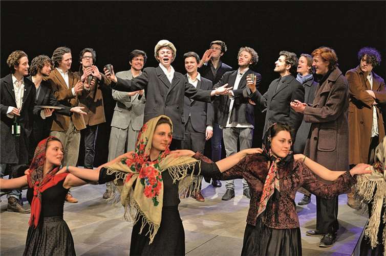 Auf der Bühne geht es bei „Theater Total“ mitunter emotional zu. Volker Beushausen