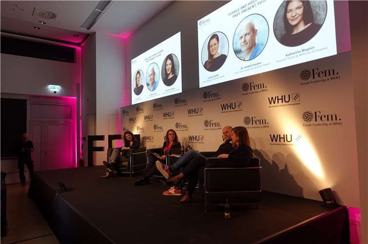 Auf der Bühne ging es manchmal leidenschaftlich daher. Fotos: MBE