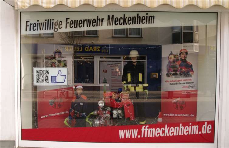 Auf der Hauptstraße informiert die Meckenheimer Feuerwehr neuerdings die Bürger. Förderverein der Freiwilligen Feuerwehr Meckenheim