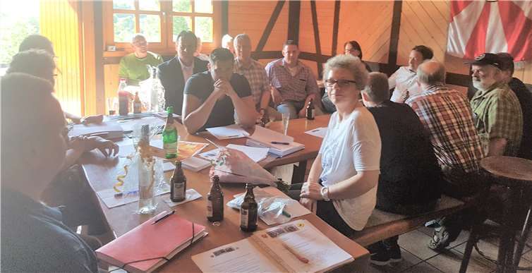 Auf der Jahreshauptversammlung der KG Bassemer Bürgerwehr e.V. stand die Neuwahl des Vorstands auf dem Programm.