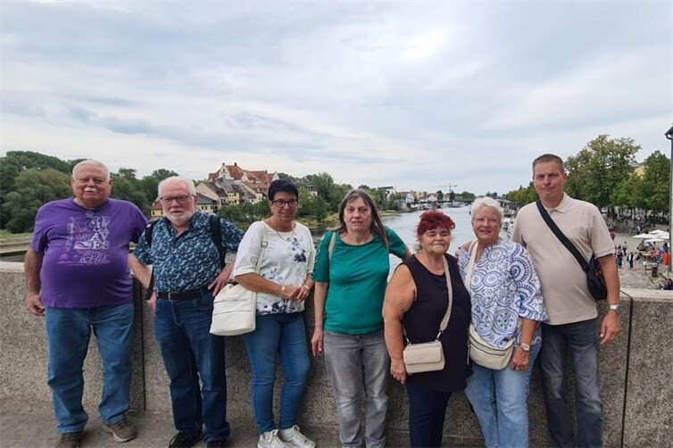 Auf der Steinernen Brücke in Regensburg