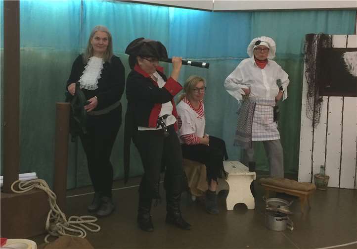 Auf der Suche nach fetter Beute: Die Piraten vor der Küste Pantaloniens.Foto: Mutabor