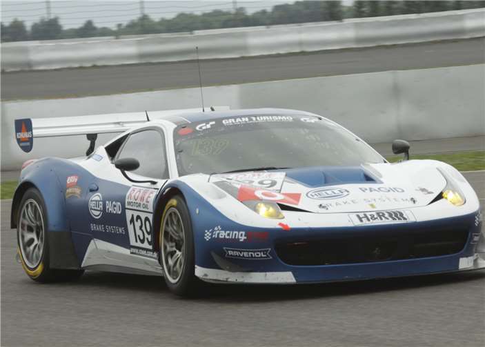 Auf der VLN Langstreckenmeisterschaft ging es um wichtige Punkte. privat