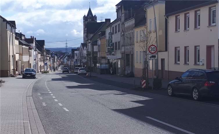 Auf der Weißenthurmer Hauptstraße soll es endlich ruhiger werden. Foto: privat