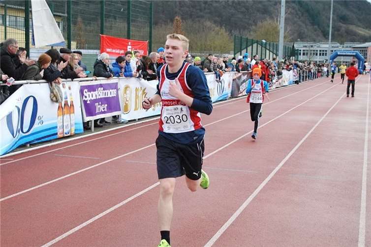 Auf der Zielgeraden Jens Mildenberger und Lucas Raueiser.