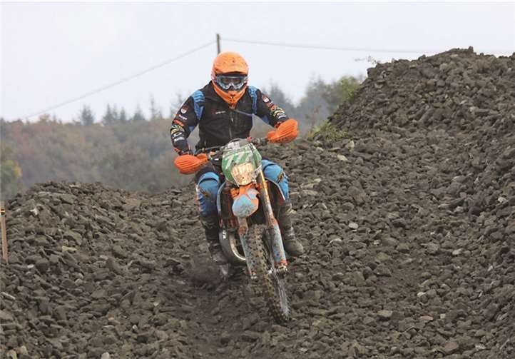 Auf der anspruchsvollen Passage kreuz und quer durch die Engelner Sandgruben.RÜ