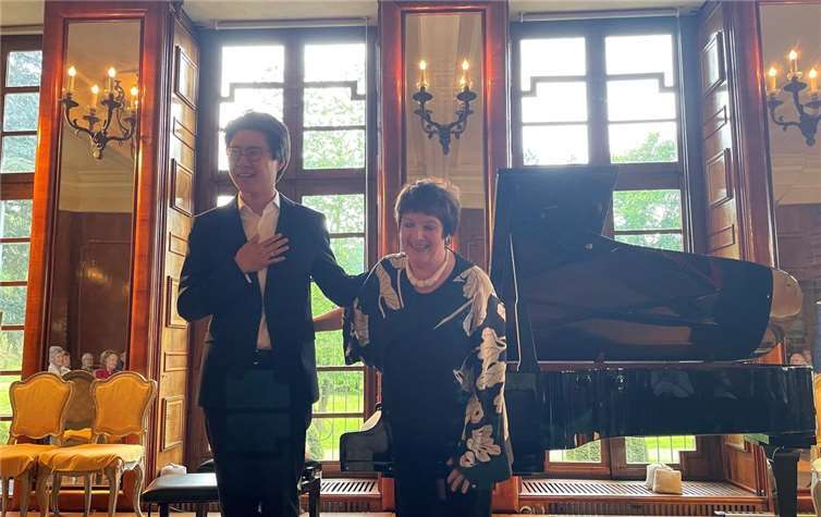 Auf die Besucherinnen und Besucher des Festivals warten drei abwechslungsreiche Konzerttage mit international hochkarätiger Besetzung. Foto: Stadtverwaltung Andernach Kulturamt | KulturPunkt 