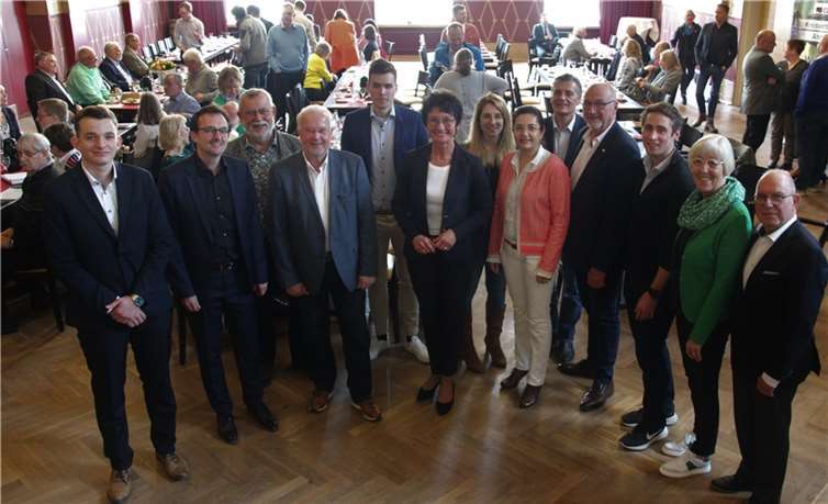 Auf einen Blick: Der neue Kreisvorstand der CDU im Dernauer Culinarium.  Foto:GS