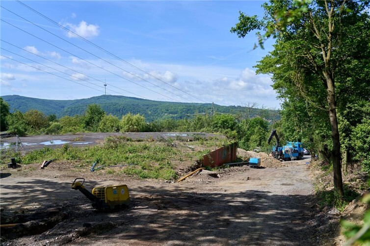 Auf einer Trassenlänge von rund 200 Metern wurden die neuen Leitungen verlegt. 
