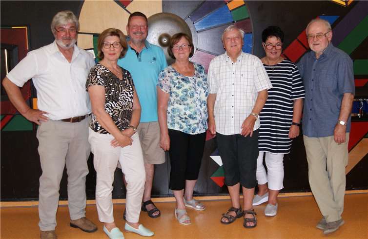 Auf ihre Zusammenarbeit im Ausschuss freuen sich (v.l.): Fritz Schilcher, Ingrid Steyer, Jürgen Nilges, Marita Platzer, Horst Anhäuser, Barbara Köhlinger und Franz Härtling. privat