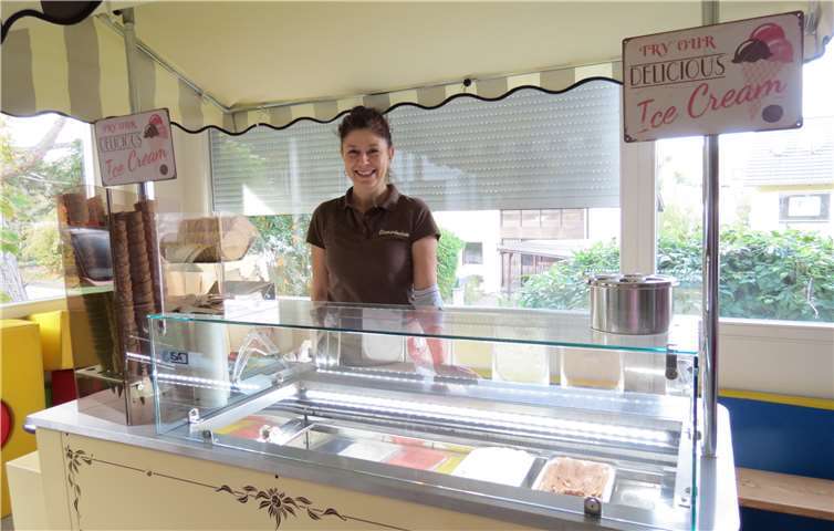 Auf ihrer Runde durch die Kita´s der Stadt besuchte Maria Petrakakis (Eismariechen) auch die Kinder der Kita St. Viktor.Foto: Privat