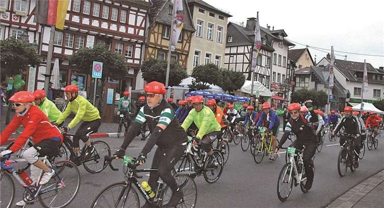 Auf zur nächsten Etappe in Dernau. UM