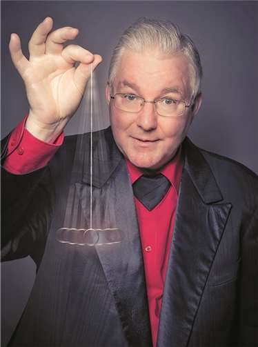 Aufklärung im klassischen Sinn betreibt Andino in seinen zauberphilosophischen Vorlesungen. privat