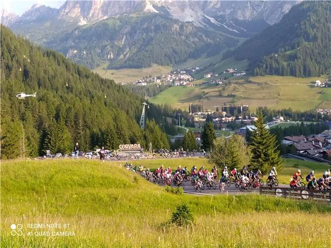 Aufstieg am Campolongo in den Dolomiten.  Foto: privat