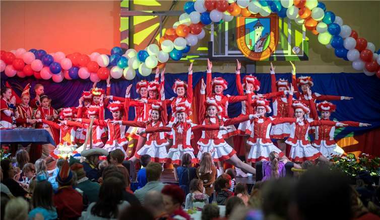 Auftritt der Rot-Weißen Funken aus Unkelbach.Fotos: privat