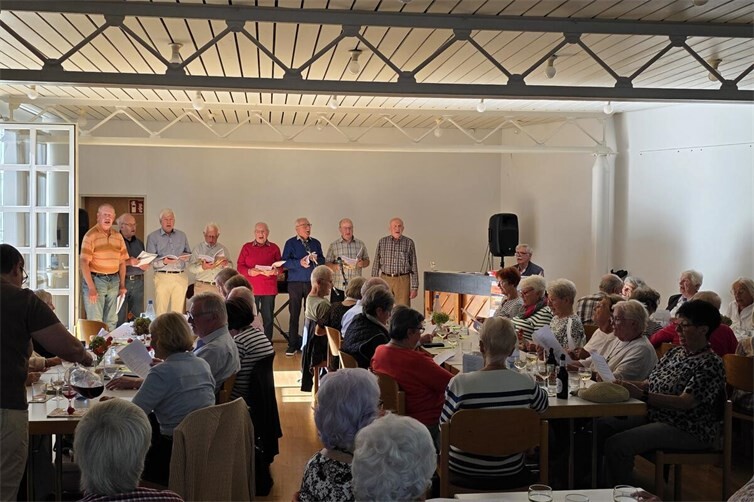 Auftritt des Männerchor Remagen beim Seniorennachmittag