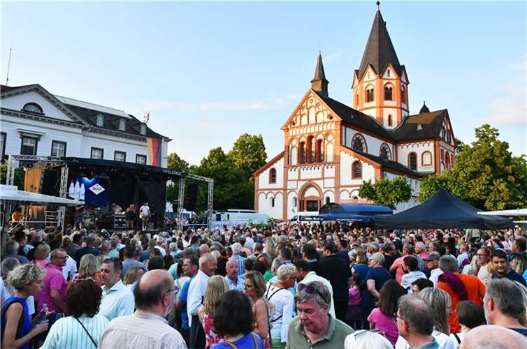 Auftritt von "Kempes Feinset"