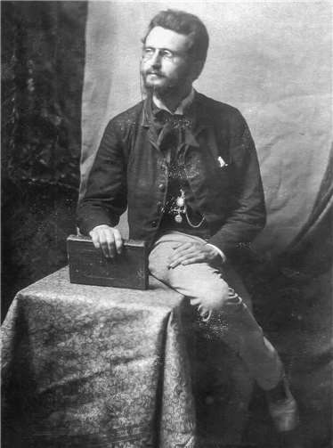 August Menken plante die Rosenkranzkirche und die Kapelle am Alten Markt in Bad Neuenahr.