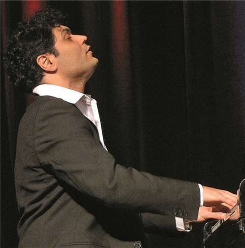 Aus Indien am Flügel: Pervez Mody. privat