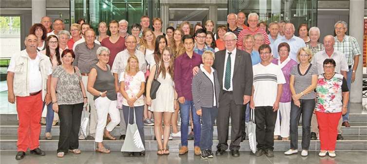 Aus dem Wahlkreis Koblenz reisten 50 Bürger auf Anregung von Dr. Fuchs nach Berlin. privat