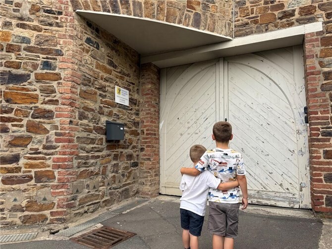 Aus für das Provisorium: Das Ausweichquartier Calvarienberg darf per behördlicher Anordnung nicht mehr genutzt werden.  Foto: GS
