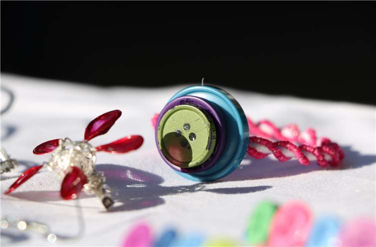 Aus verschiedenen Materialien entstanden tolle Schmuckstücke. Fotos: privat