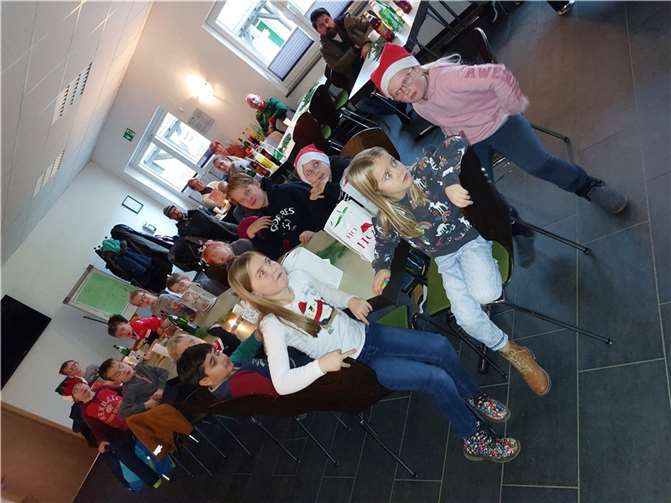 Ausgelassen gefeiert wurde aber auf der F-Jugend-Nikolausfeier in Löf. Quelle: JSG Löf-Lehmen-Oberfell