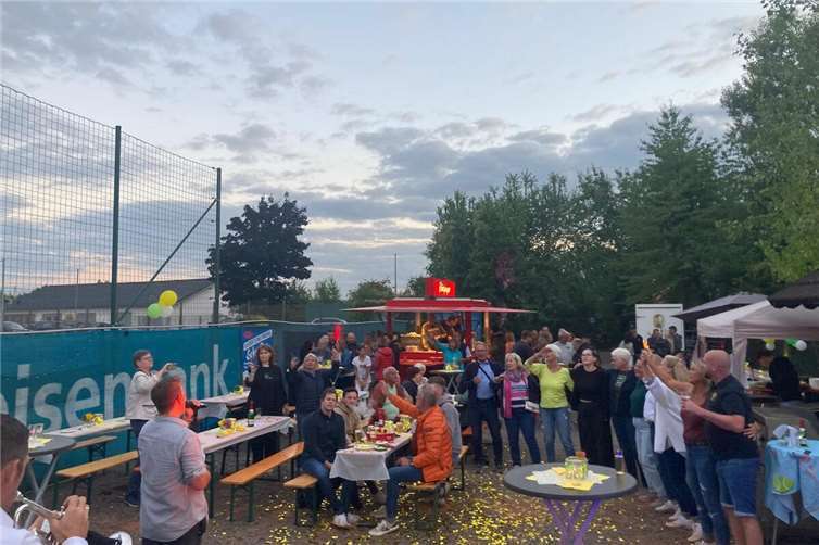 Ausgelassene Stimmung am Samstagabend. Fotos: privat